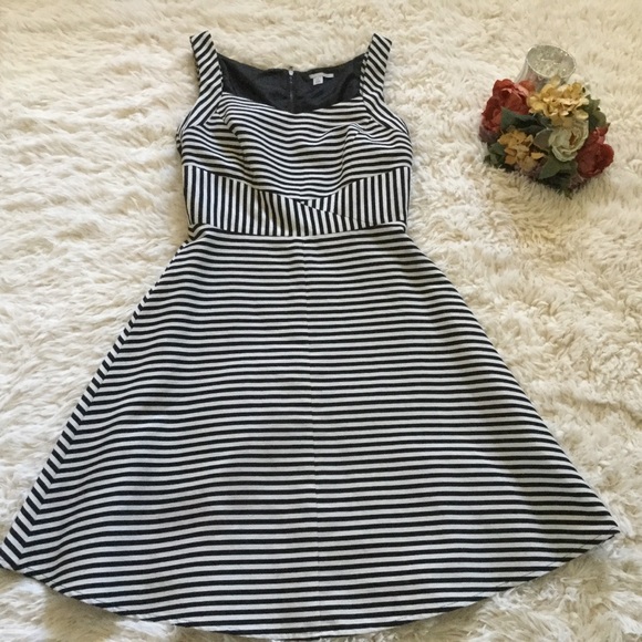 Halogen Dresses & Skirts - Halogen Sleeveless Striped A Line Dress